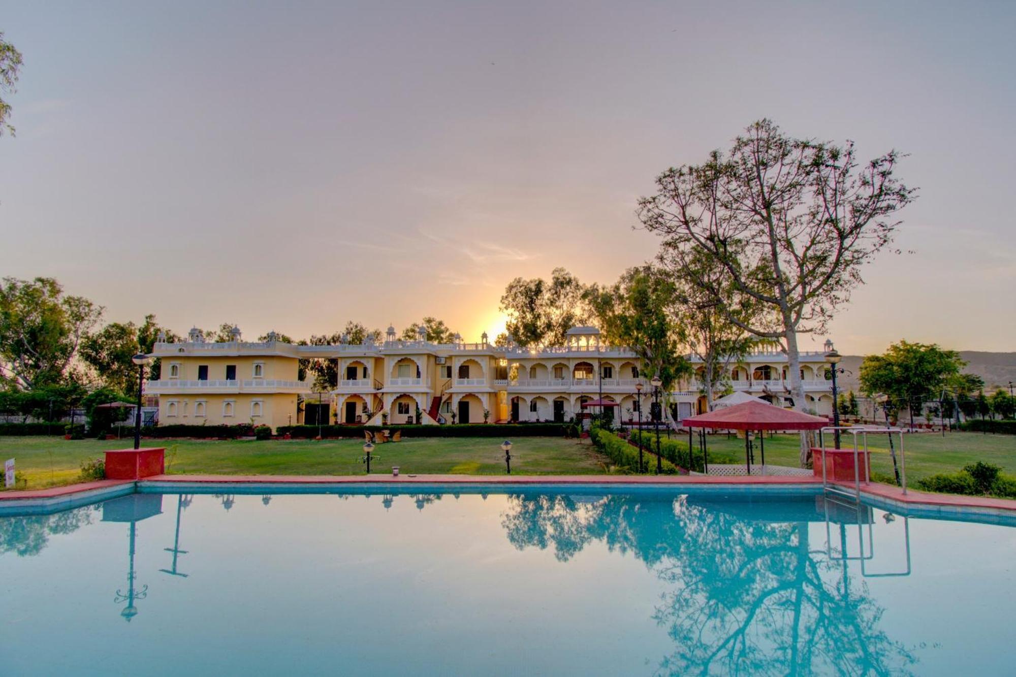 Palette - Rani Bagh Resort ชัยปุระ ภายนอก รูปภาพ